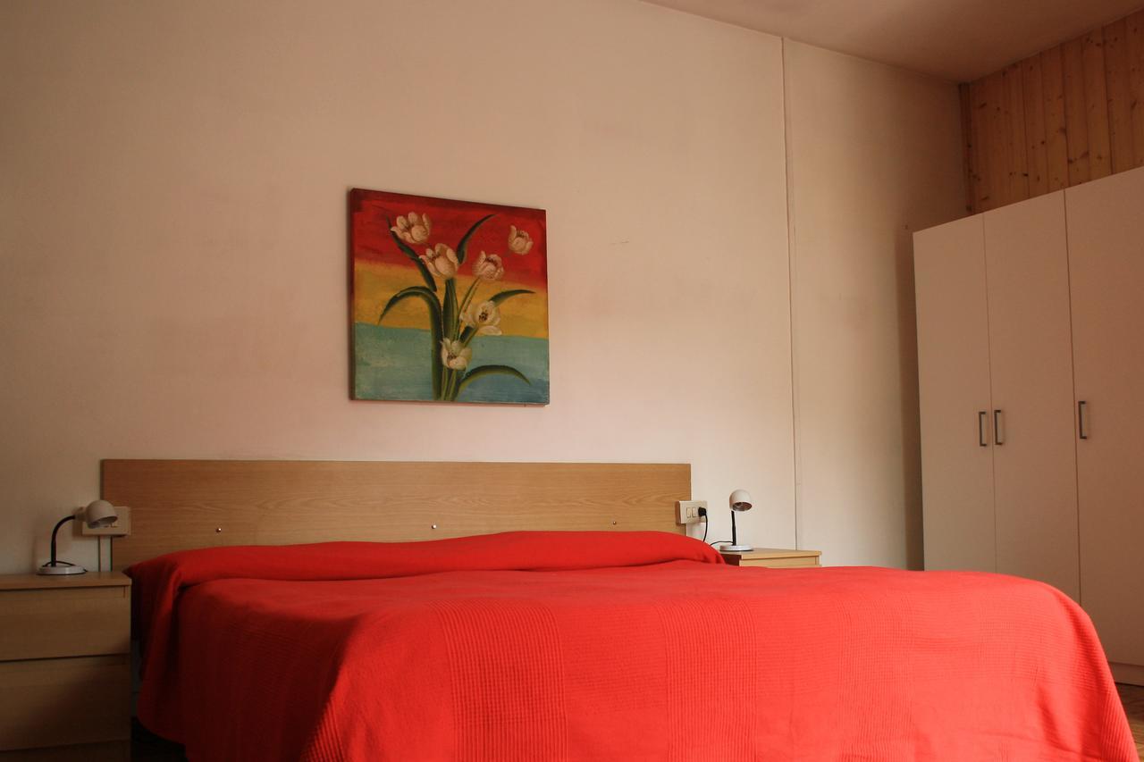 Albergo Della Posta Clusone Exterior photo