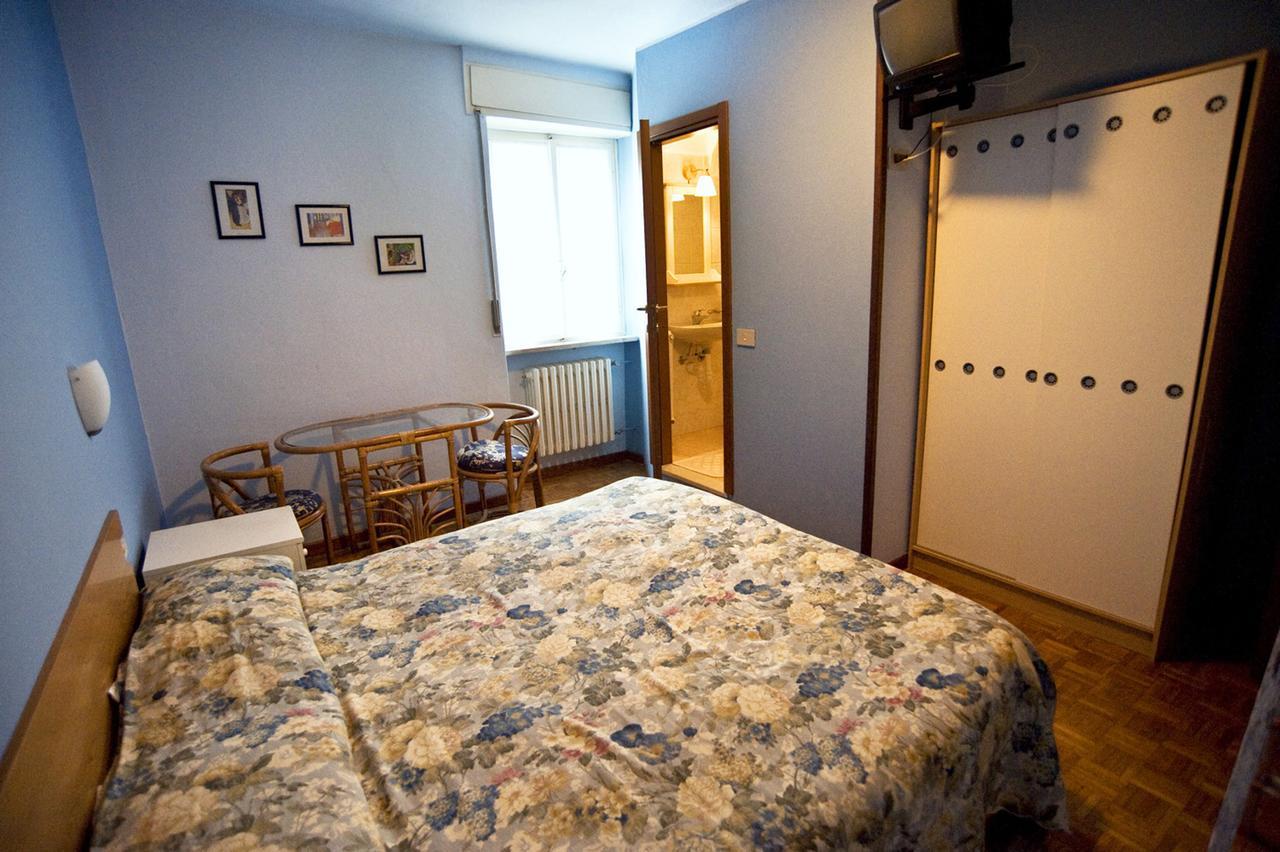Albergo Della Posta Clusone Exterior photo
